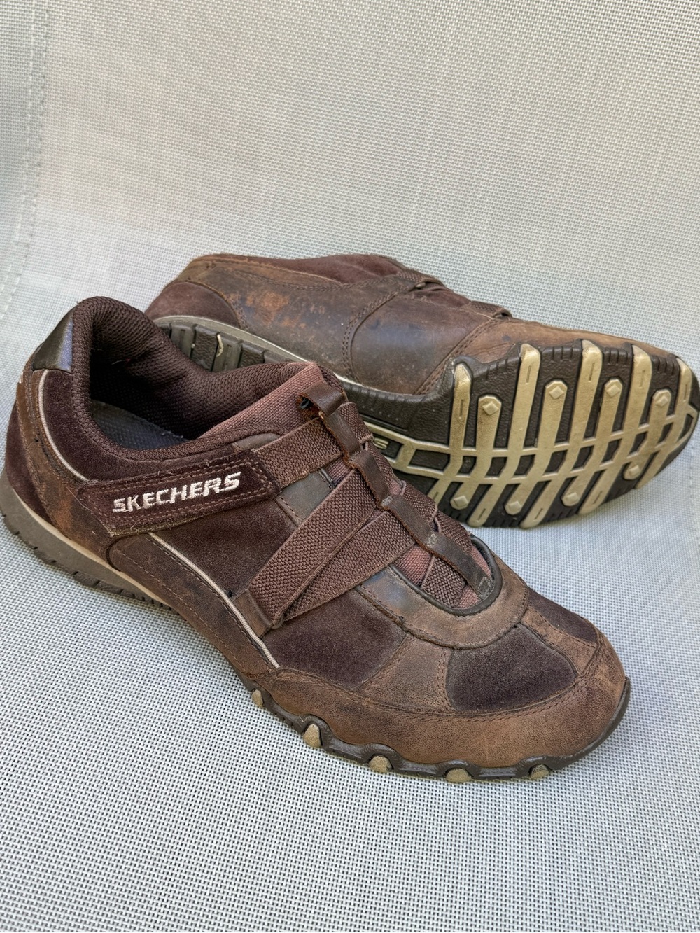 Skechers Sassies Levity 46967 Brown Leather Casual Sneakers shoes No Tie Size 9